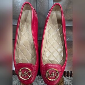 Micheal kors Red flats